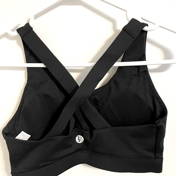 Sz XS woman sports bra black with straps in the bsv - Picture 4 of 4